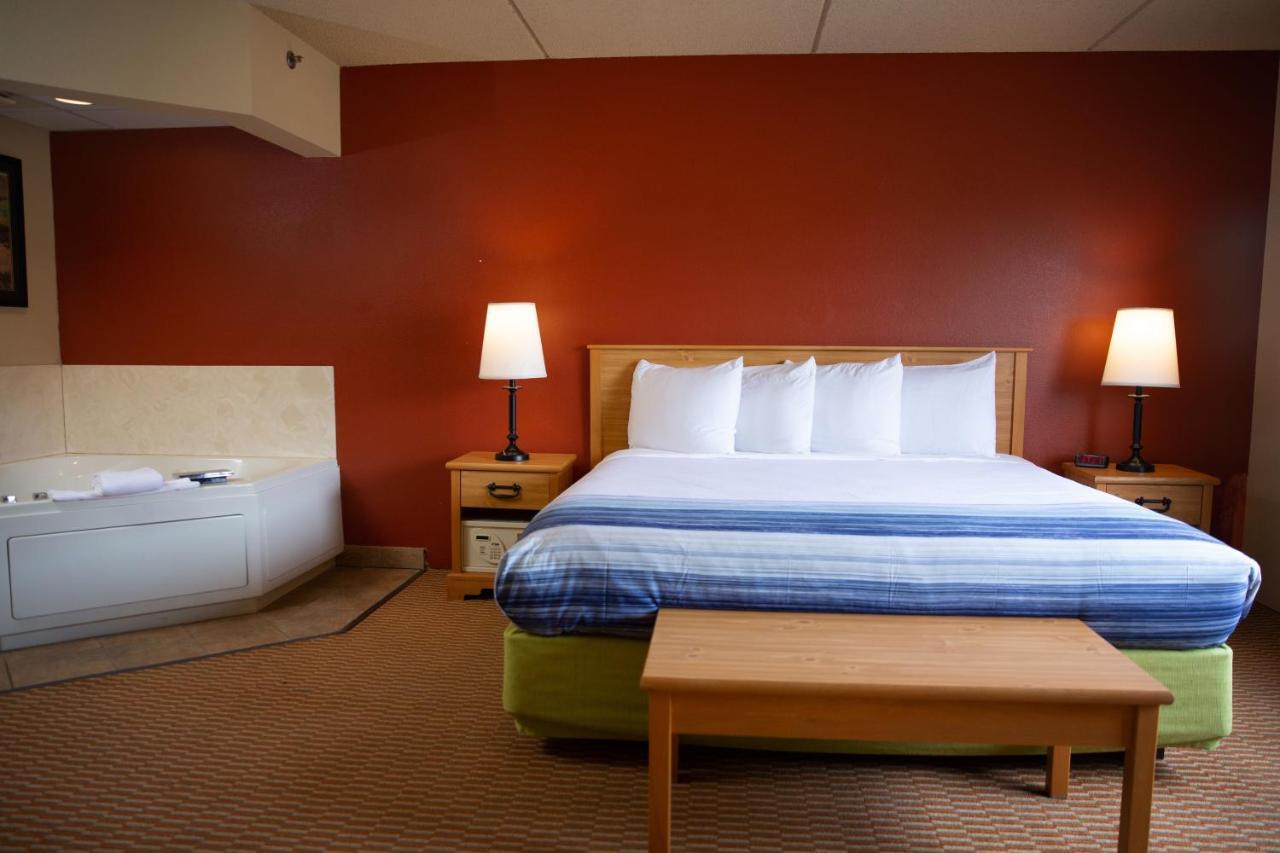Americinn By Wyndham Pampa Event Center Zewnętrze zdjęcie