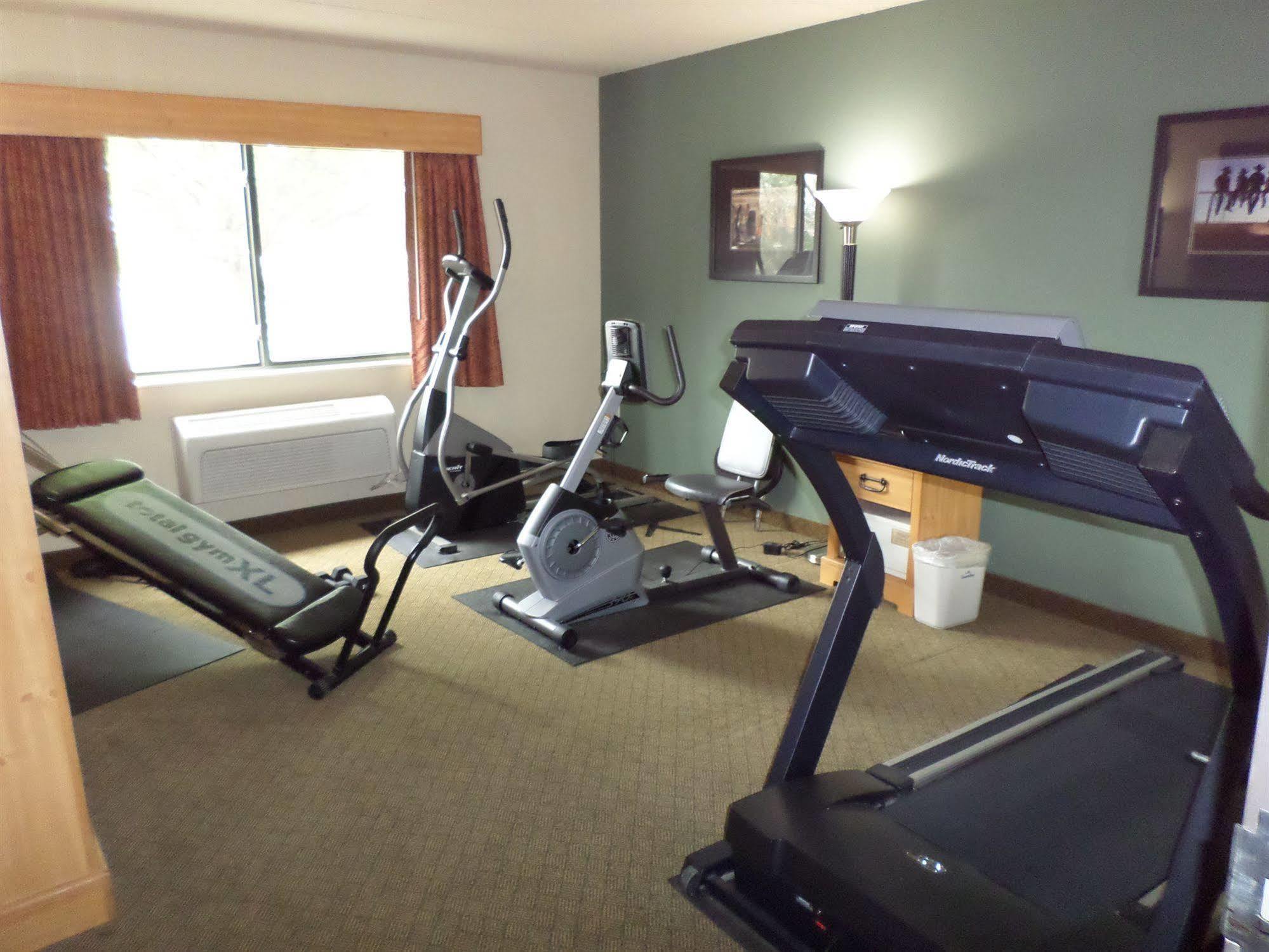 Americinn By Wyndham Pampa Event Center Zewnętrze zdjęcie